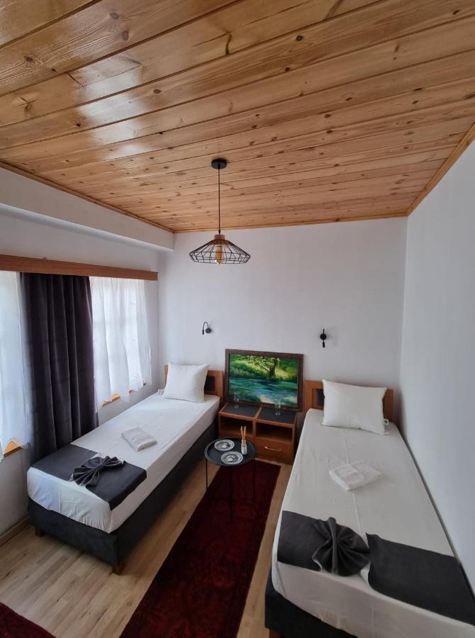 The Heart Of The Bazaar Guest House Гірокастра Екстер'єр фото